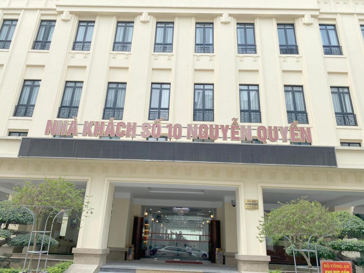 NguyẽN QuyèN Hotel Hanoi Exterior foto