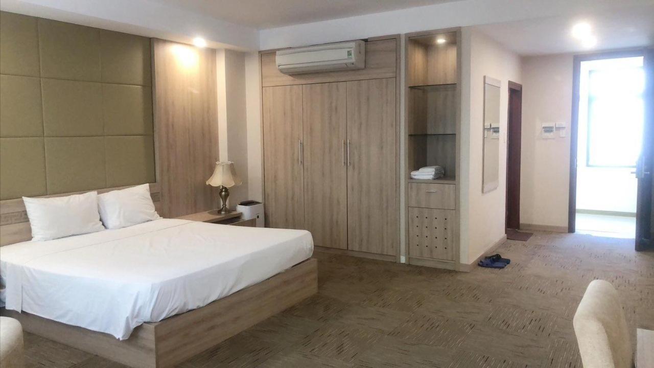 NguyẽN QuyèN Hotel Hanoi Exterior foto